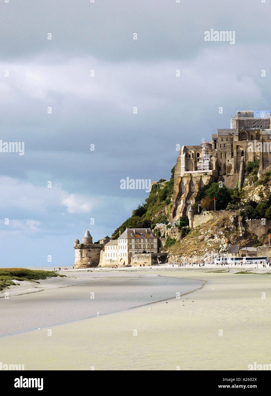 Vista Mont Saint Michel Monte San St S Michael canale inglese La Manche meraviglia Normandia Normandie Nord Ovest della Francia Europa Foto Stock