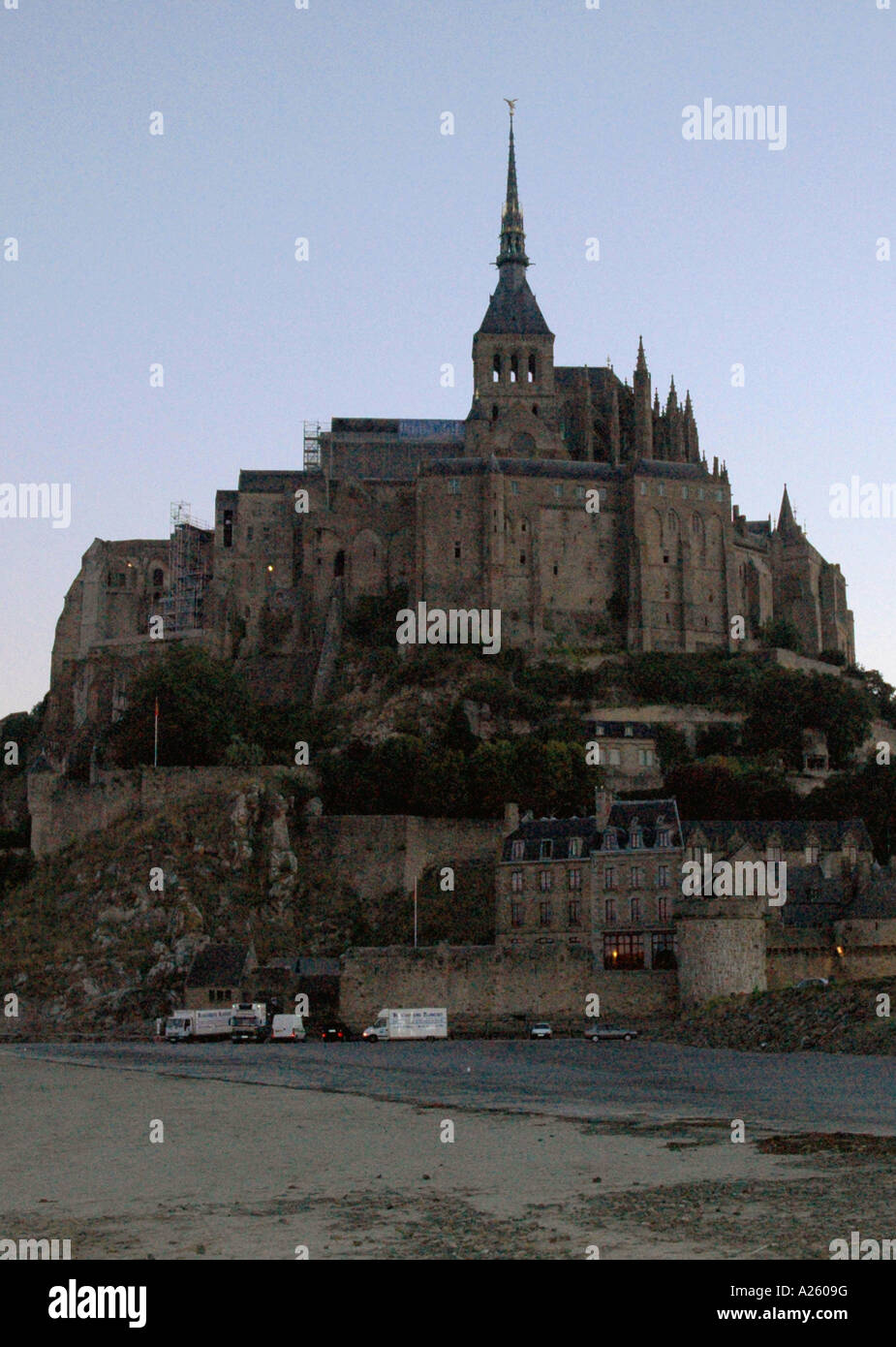 Vista Mont Saint Michel Monte San St S Michael canale inglese La Manche meraviglia Normandia Normandie Nord Ovest della Francia Europa Foto Stock