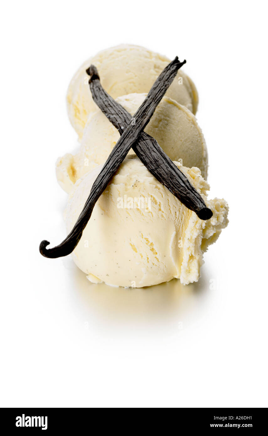 Gelato alla vaniglia e cialde di vaniglia tagliati fuori Foto Stock