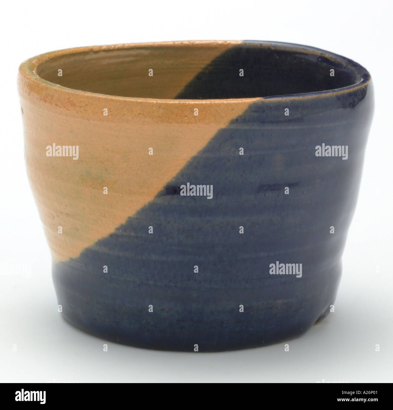 Ceramiche fatte a mano studio art gettato girato pot Pottery Regno Unito Foto Stock