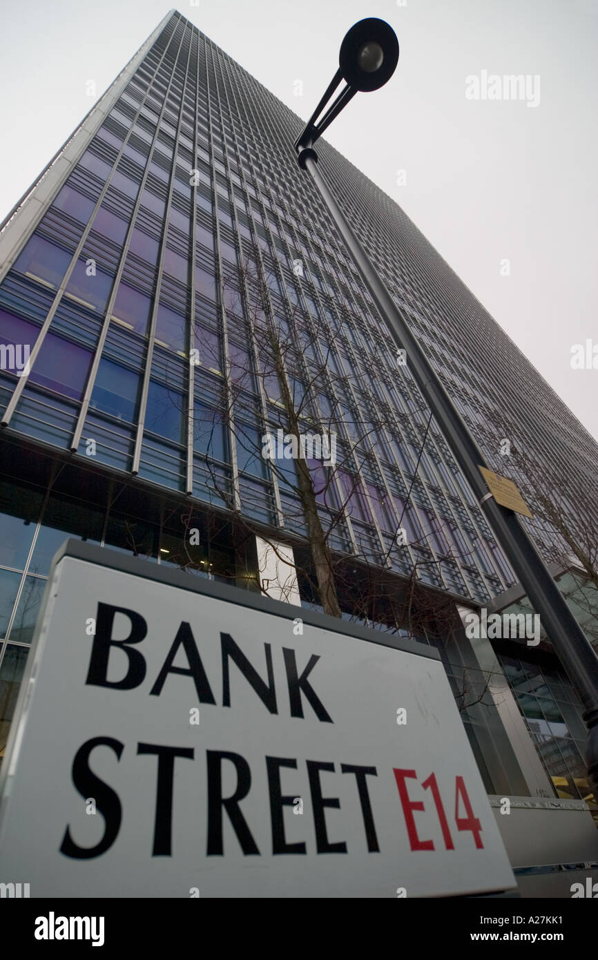 Edificio precedentemente di proprietà di Lehman Brothersin il Canary Wharf complessa Foto Stock