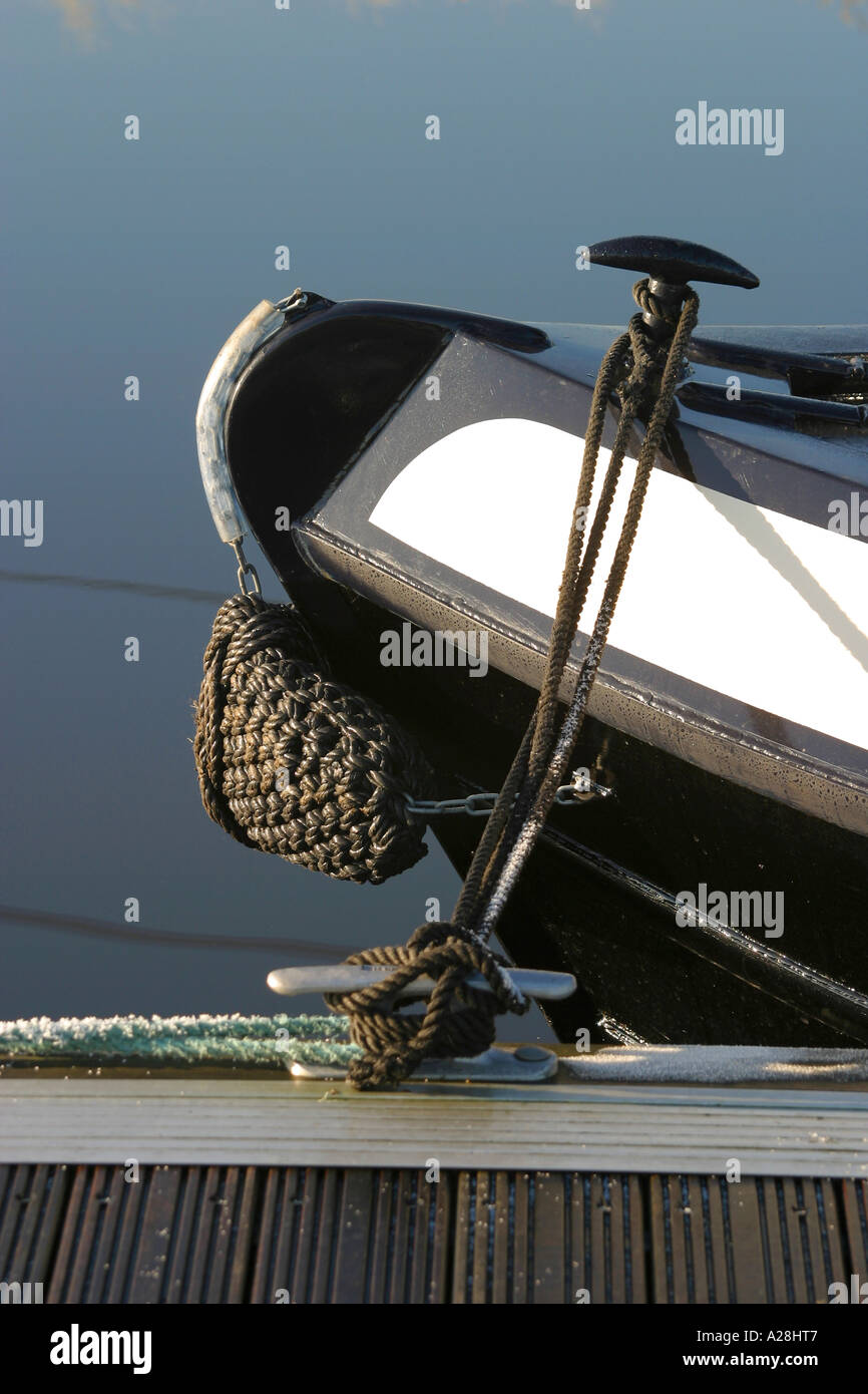 Dettaglio di prua sul canal narrowboat Foto Stock