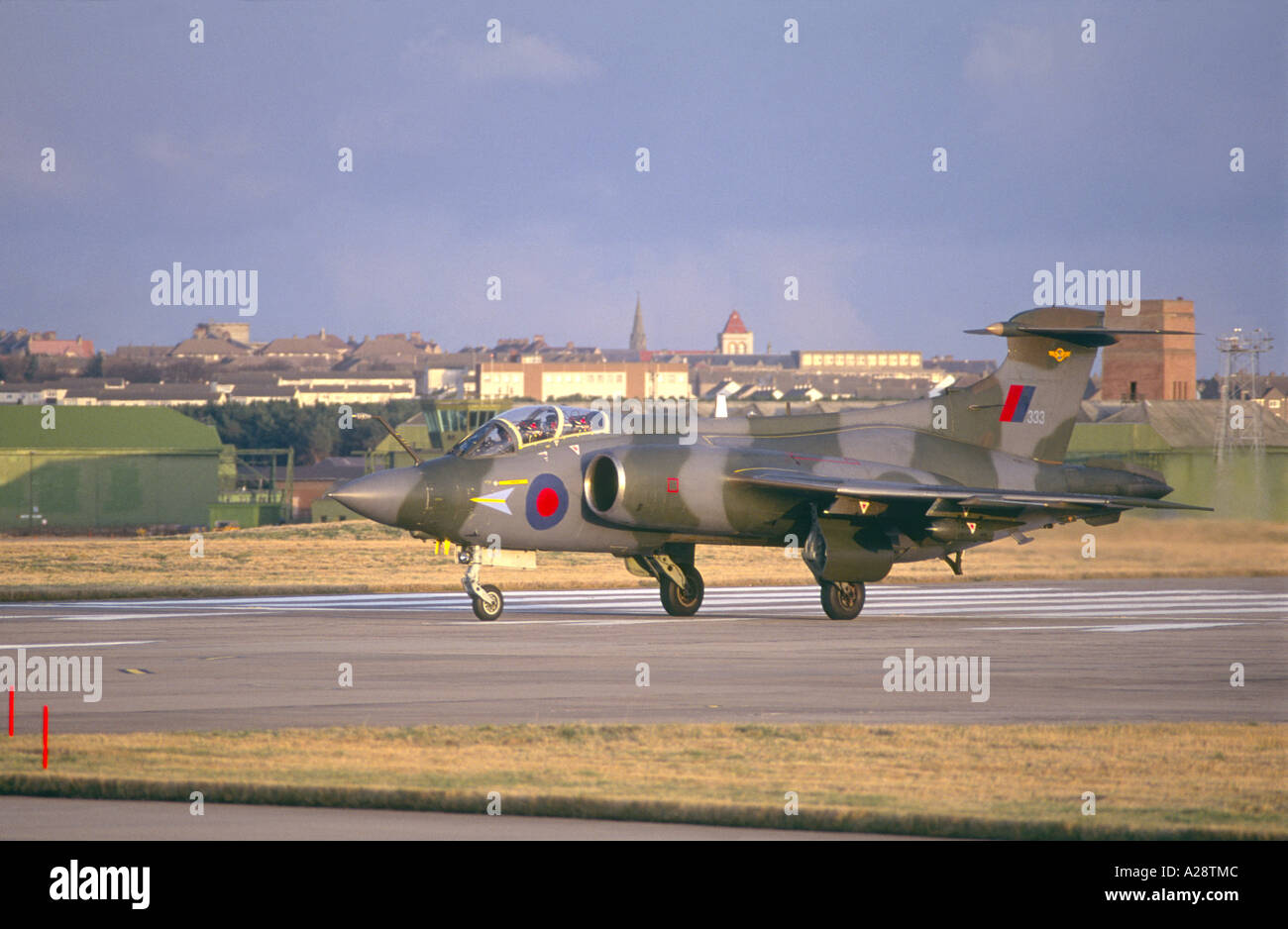 HS Blackburn Buccaneer S2B XV333 RAF n. 208 Squadrone Lossiemouth Scozia Scotland Foto Stock