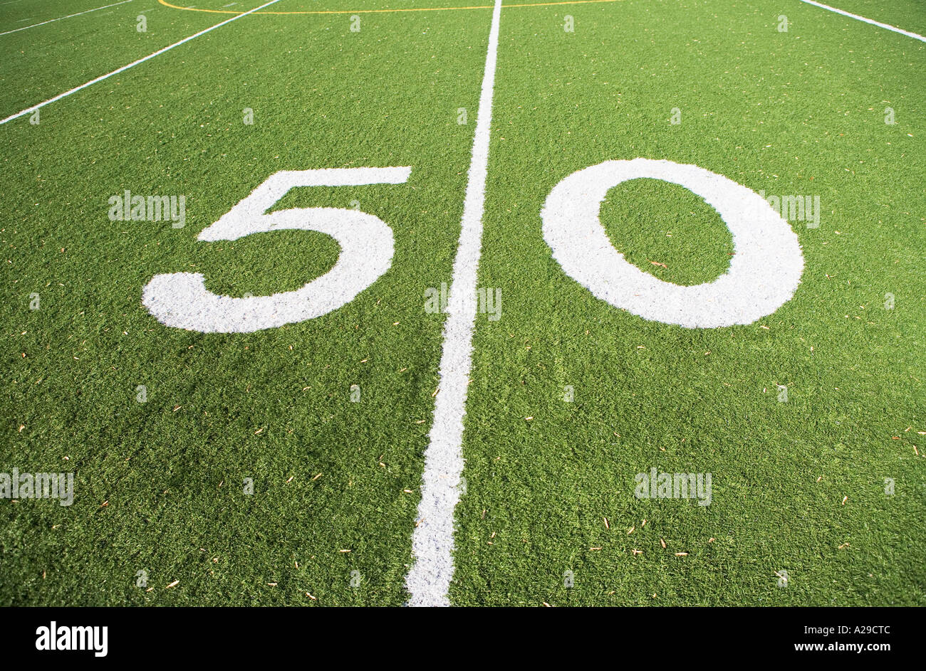 50 Linea di cantiere sul campo di calcio Foto Stock