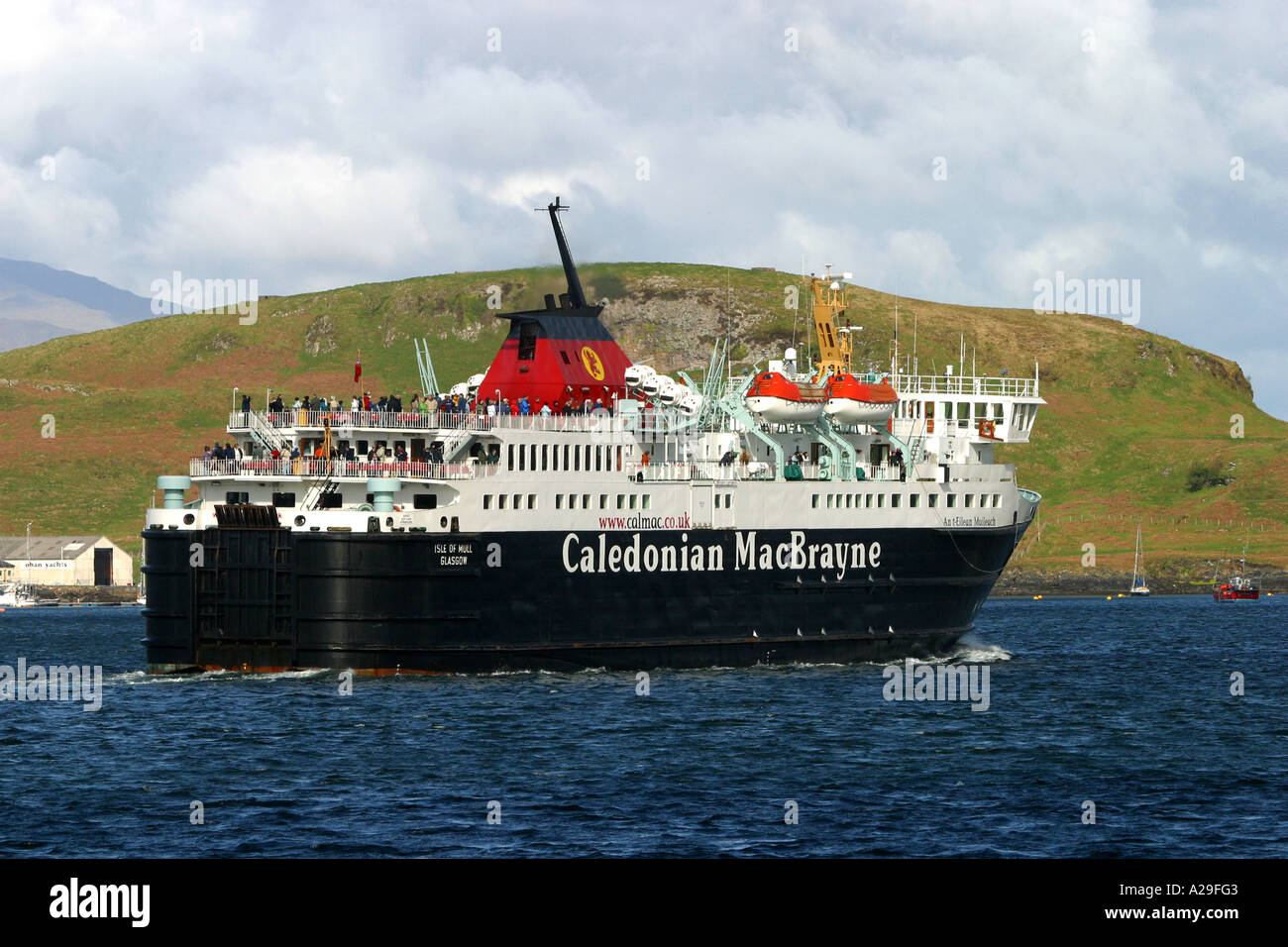 Il Caledonian Macbrayne traghetto salpa da Oban in Scozia, Regno Unito. Foto Stock