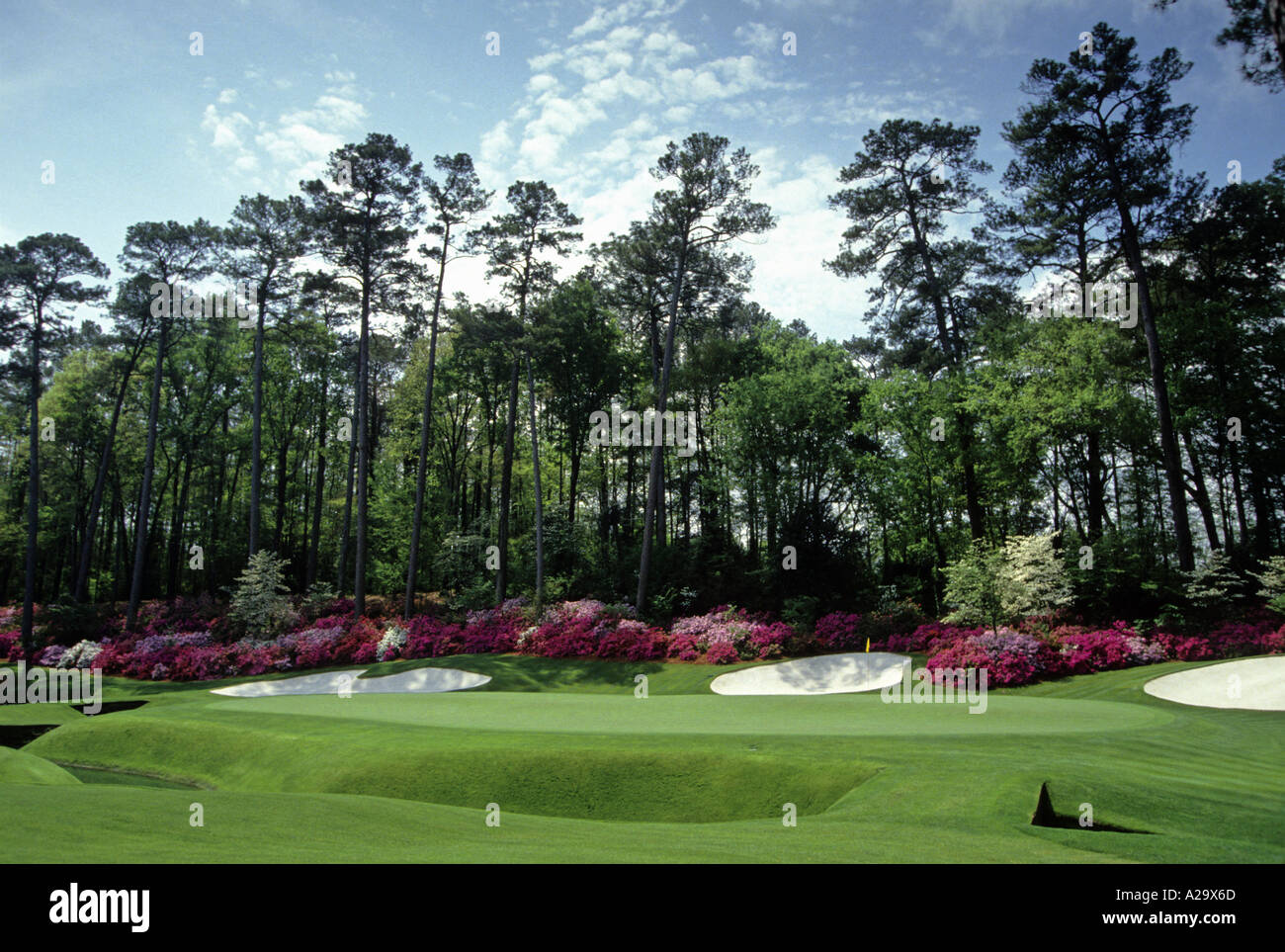 Vista generale del XIII foro a Augusta National Golf durante la US Masters Foto Stock
