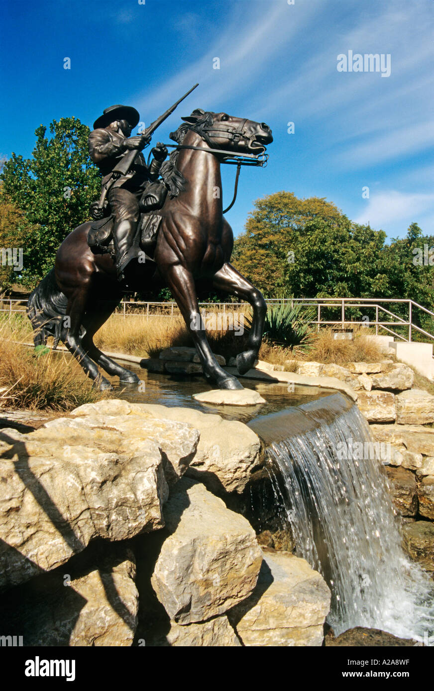 Buffalo Soldier Memorial statua a Fort Leavenworth, Kansas. Foto Stock