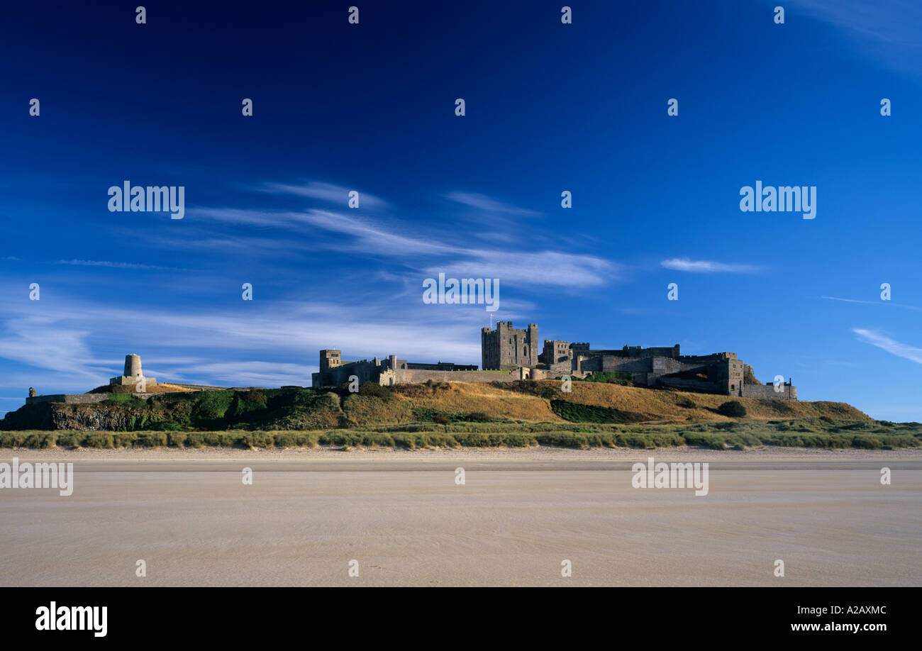 Il castello di Bamburgh, Northumberland. Foto Stock