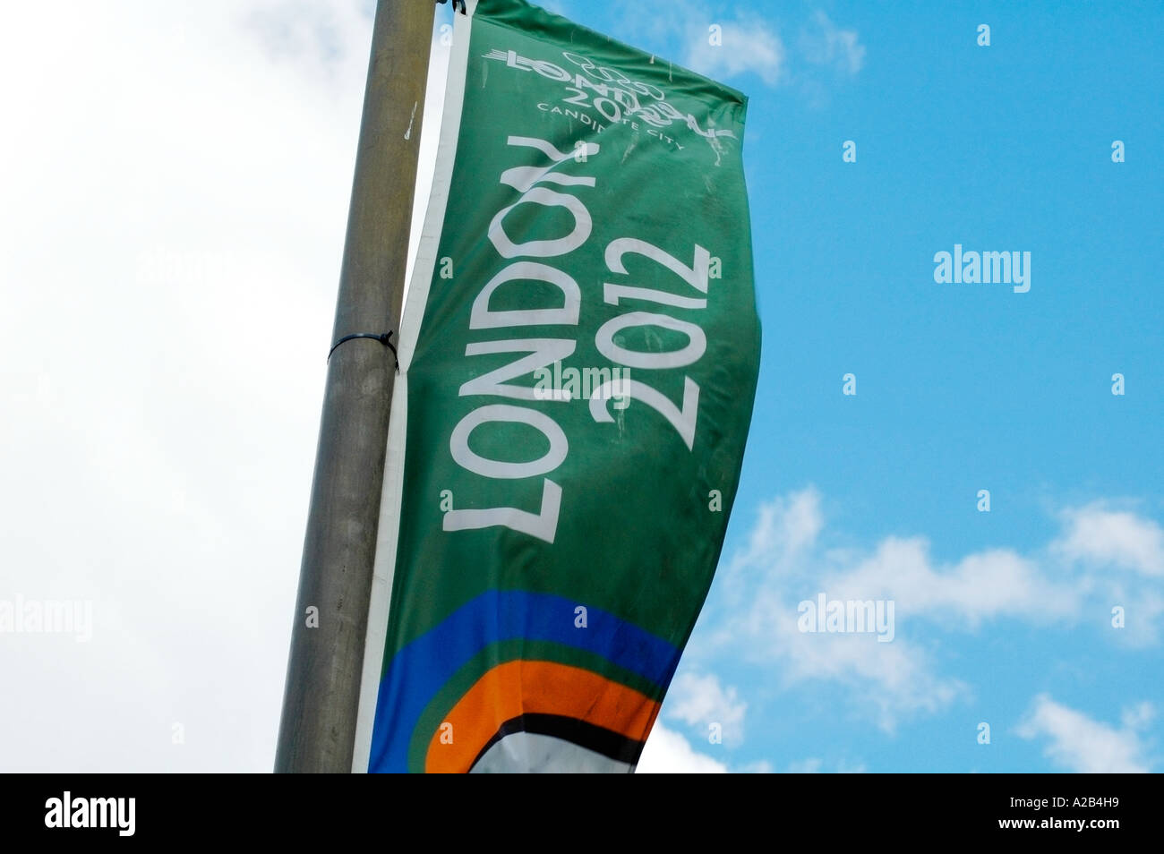 Olimpiadi di Londra 2012 offerta banner con un luminoso cielo blu in background Foto Stock