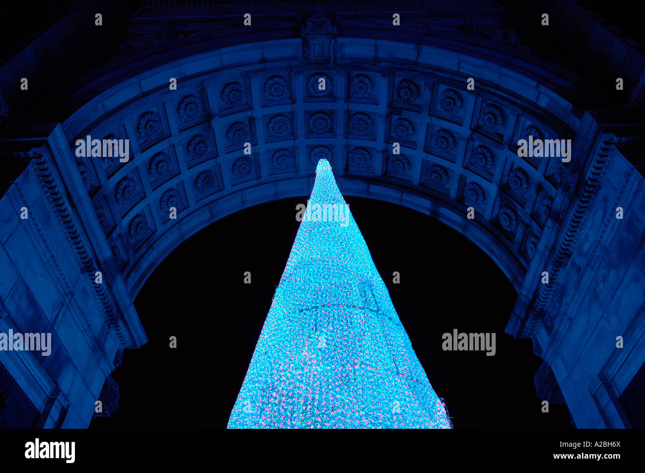 Vacanze di Natale Luci nel Prospect Park Brooklyn decorare Grand Army Plaza Foto Stock