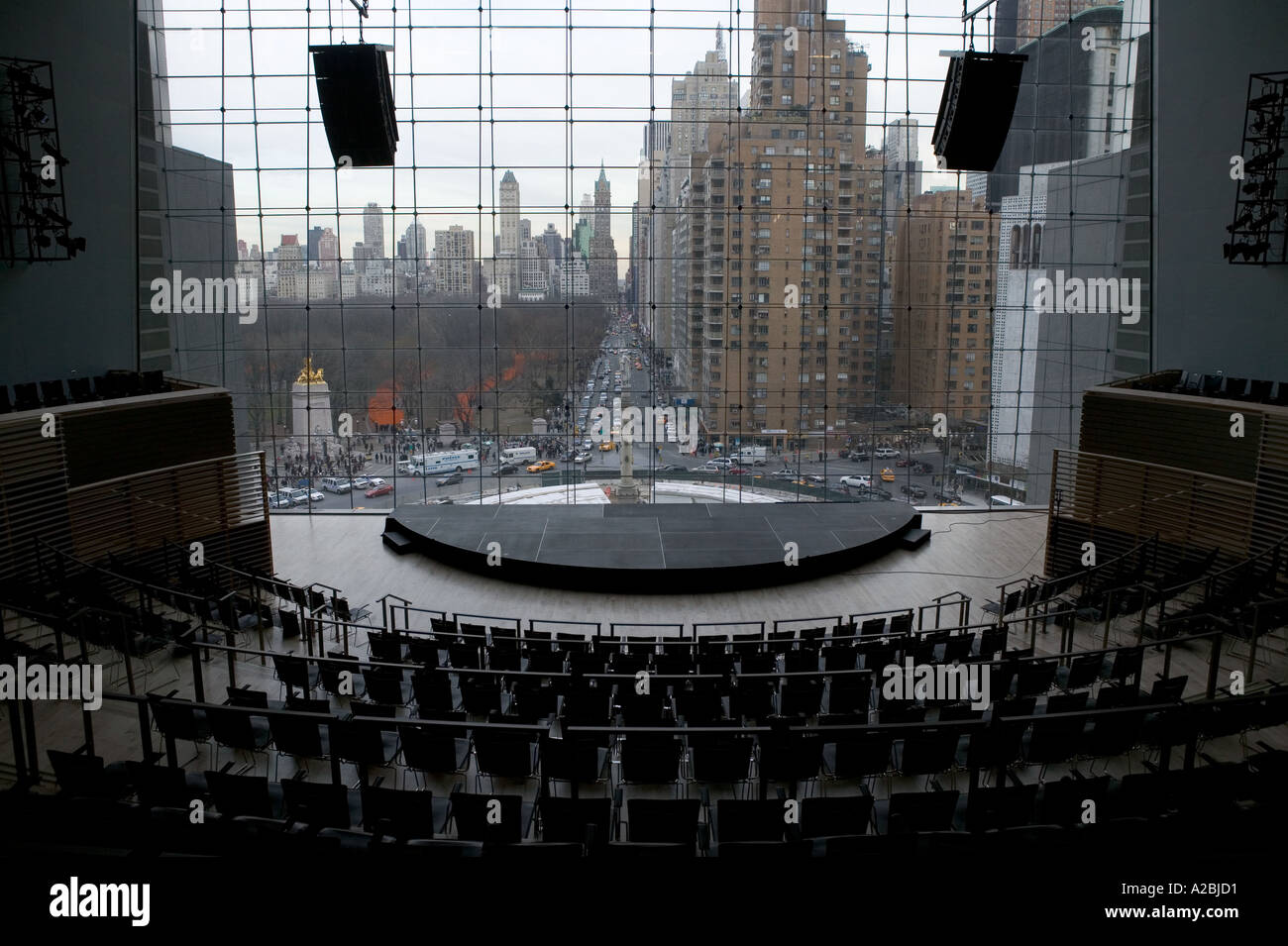 Vista di Columbus Circle a New York dal Time Warner Lincoln Center Allen room winter 2005 Foto Stock