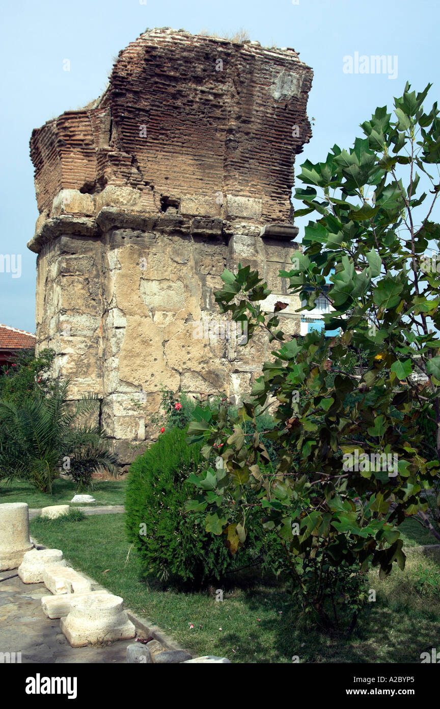 Le rovine della chiesa di San Giovanni il Teologo a Filadelfia nella moderna città di Alasehir, Turchia. Foto Stock