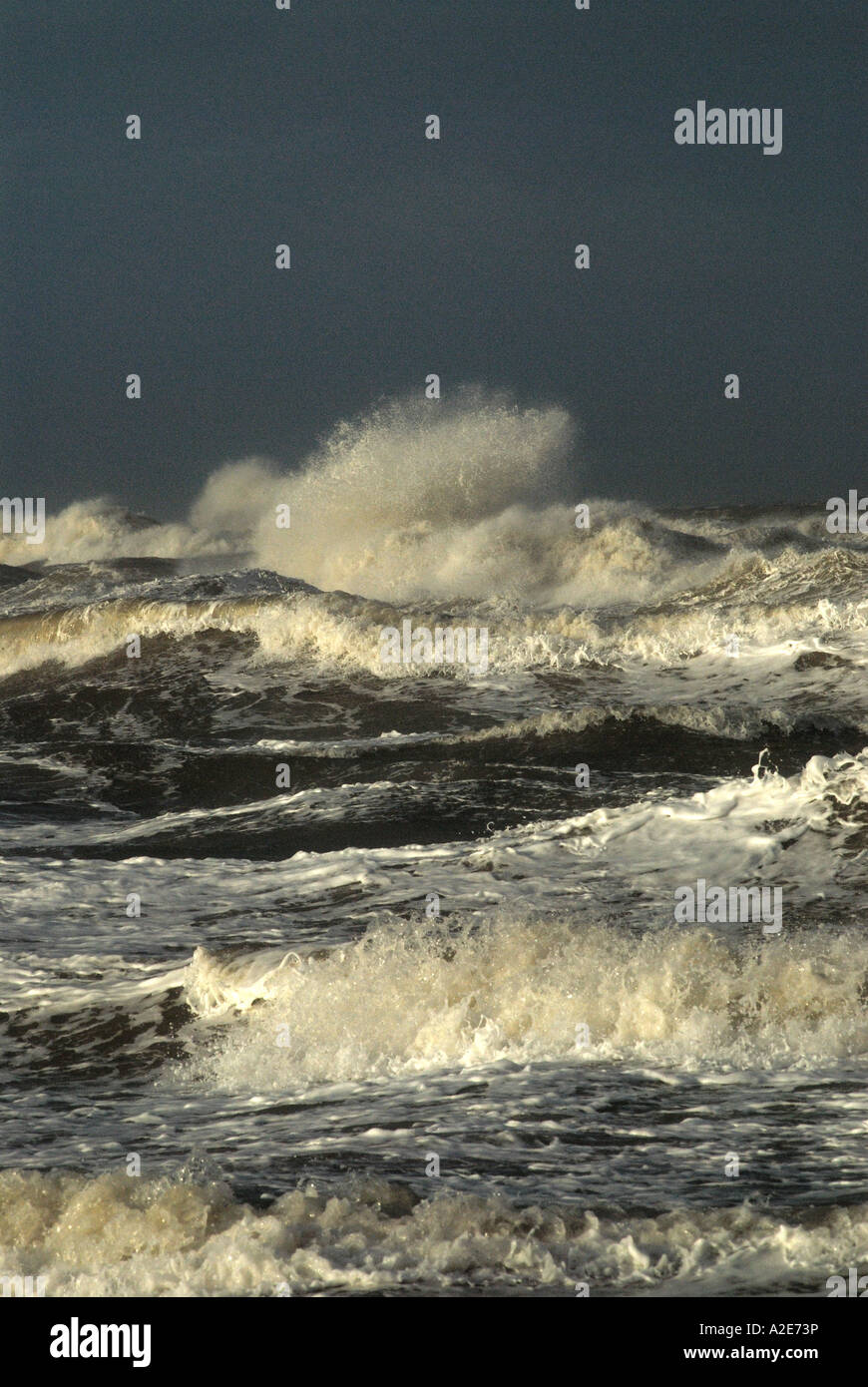 Mari di Montagna nel Mare d'Irlanda Foto Stock