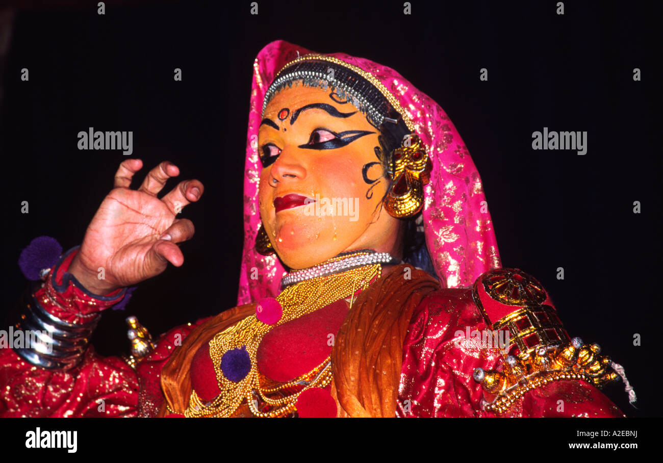 India Kerala Cochin Kathakali performance di danza Indien Kerala Foto Stock