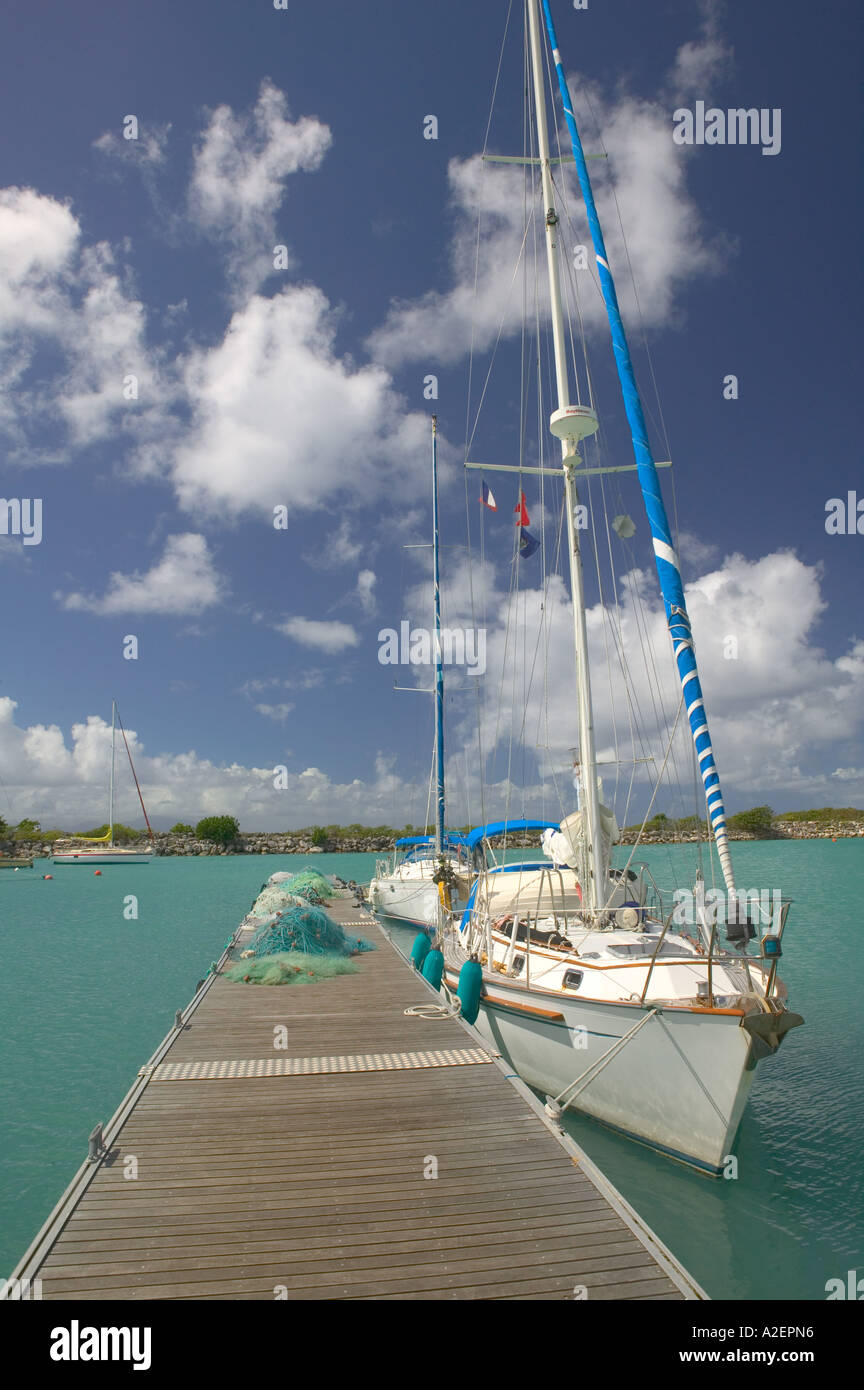 French West Indies, Guadalupa, Marie Galante, Isola, GRAND, BOURG: Barche / porto cittadino Foto Stock
