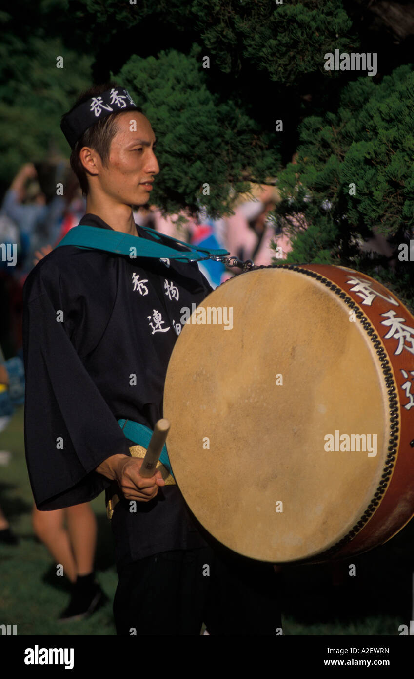 Il batterista Awa festival di Odori Giappone Foto Stock