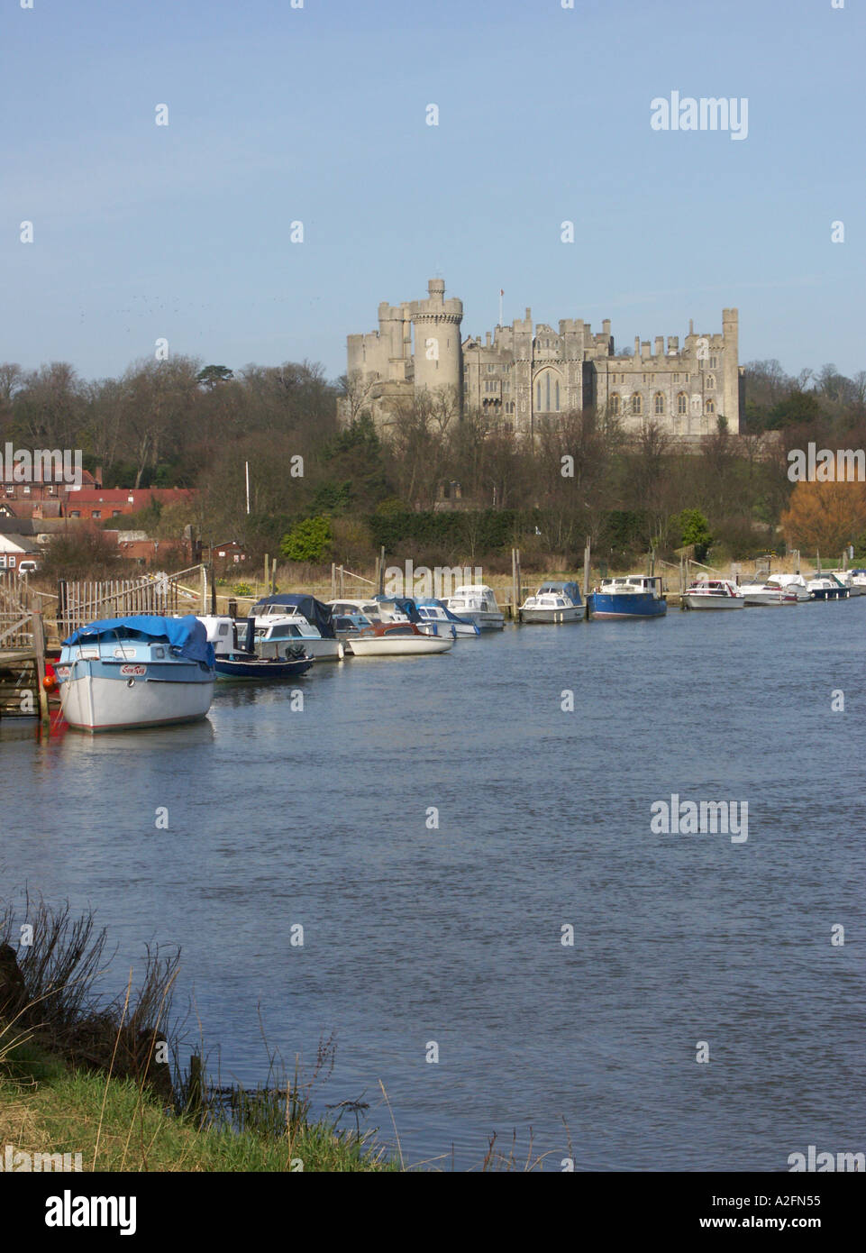 Fiume Arun Castello di Arundel West Sussex England Foto Stock