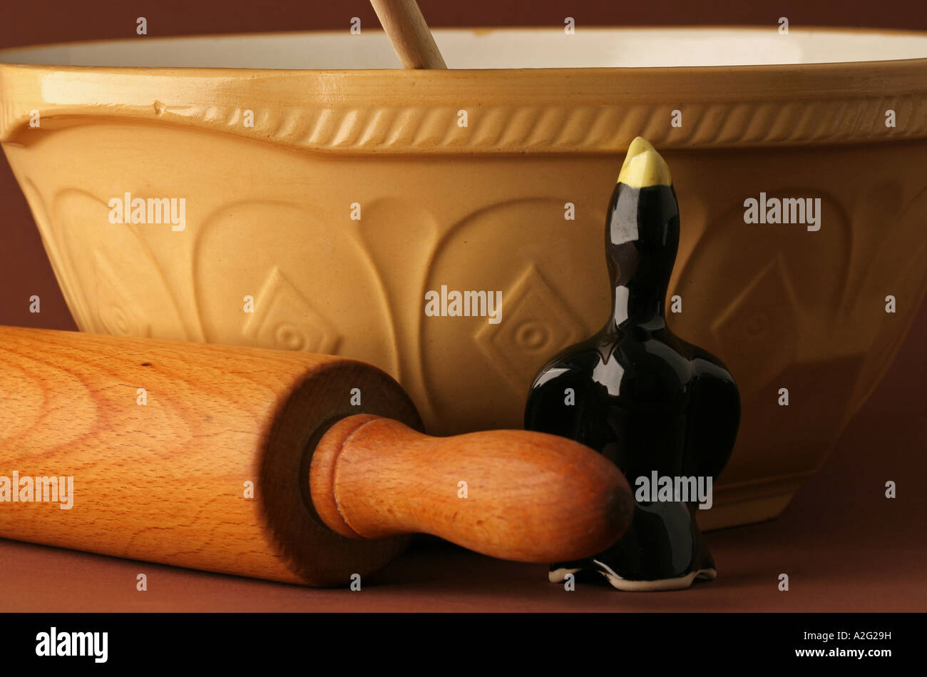 Recipiente di miscelazione e perno di rotolamento Foto Stock Recipiente di miscelazione e perno di rotolamento Foto Stock