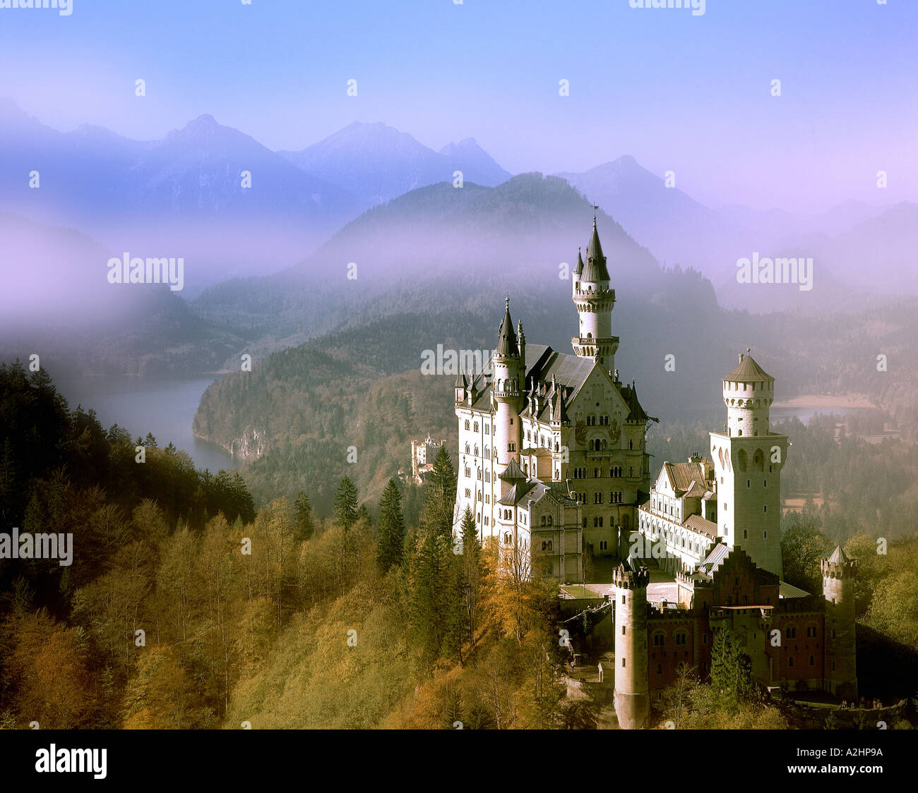 DE - Baviera: Il Castello di Neuschwanstein Foto Stock