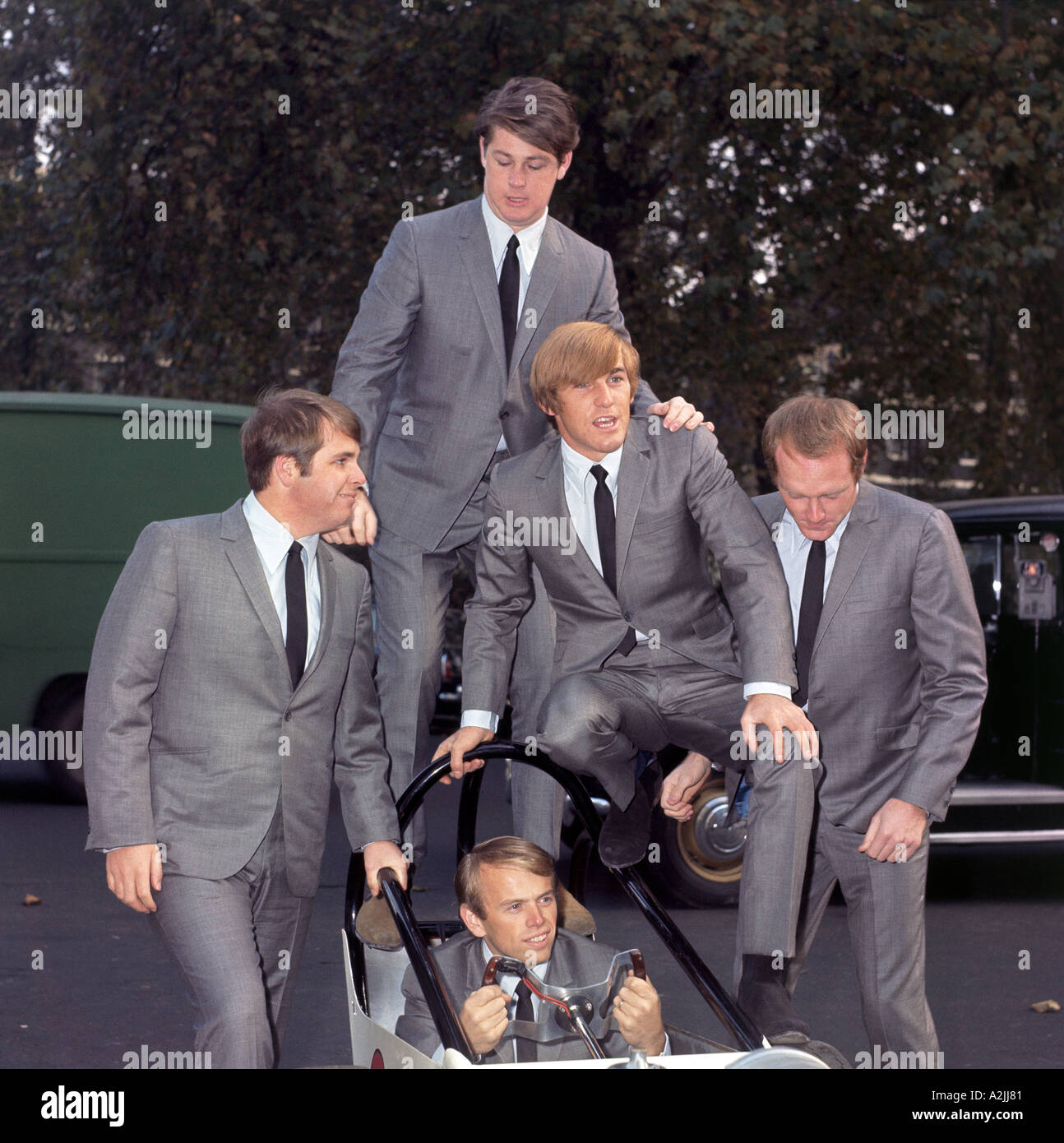 BEACH BOYS gruppo americano in visita a Londra Novembre 1964 Brian Wilson in alto Foto Stock