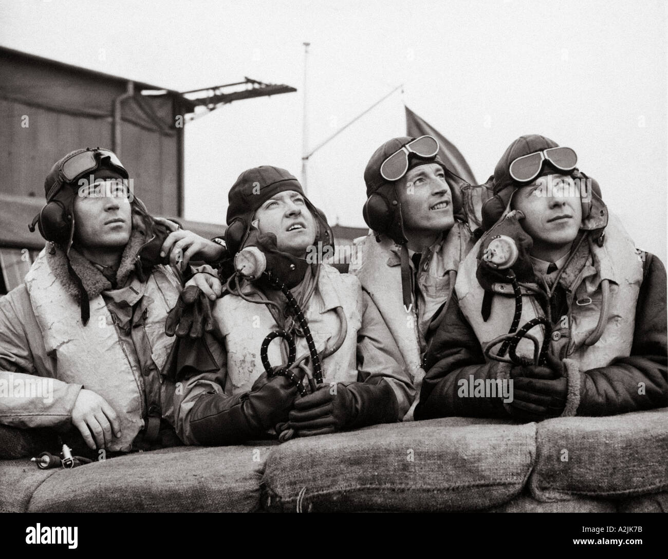 Battaglia di Bretagna ceca piloti di uragano nel 1940 al loro squadrone s base del Regno Unito Foto Stock