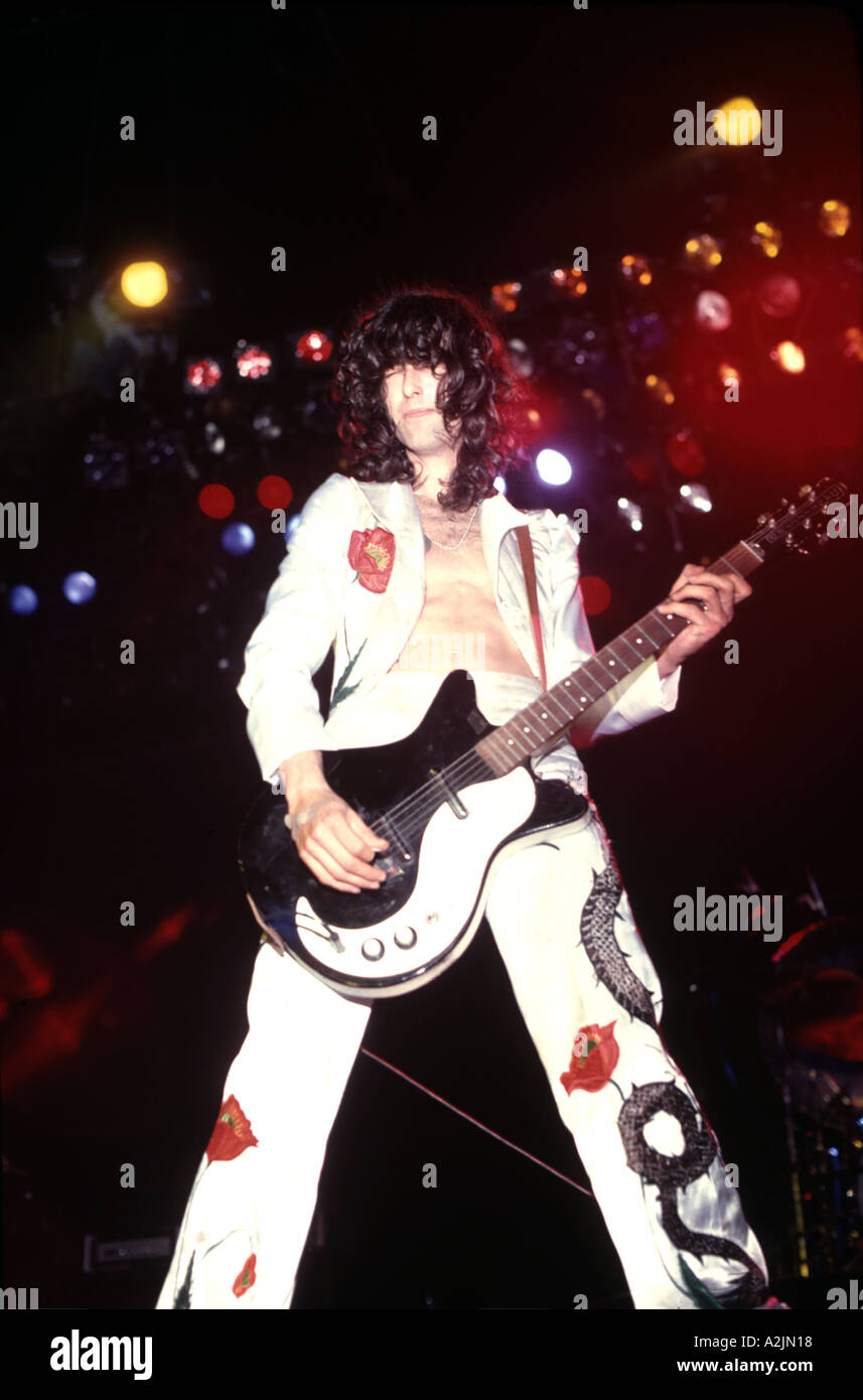 LED ZEPPELIN Jimmy Page nel giugno 1977 Foto Stock