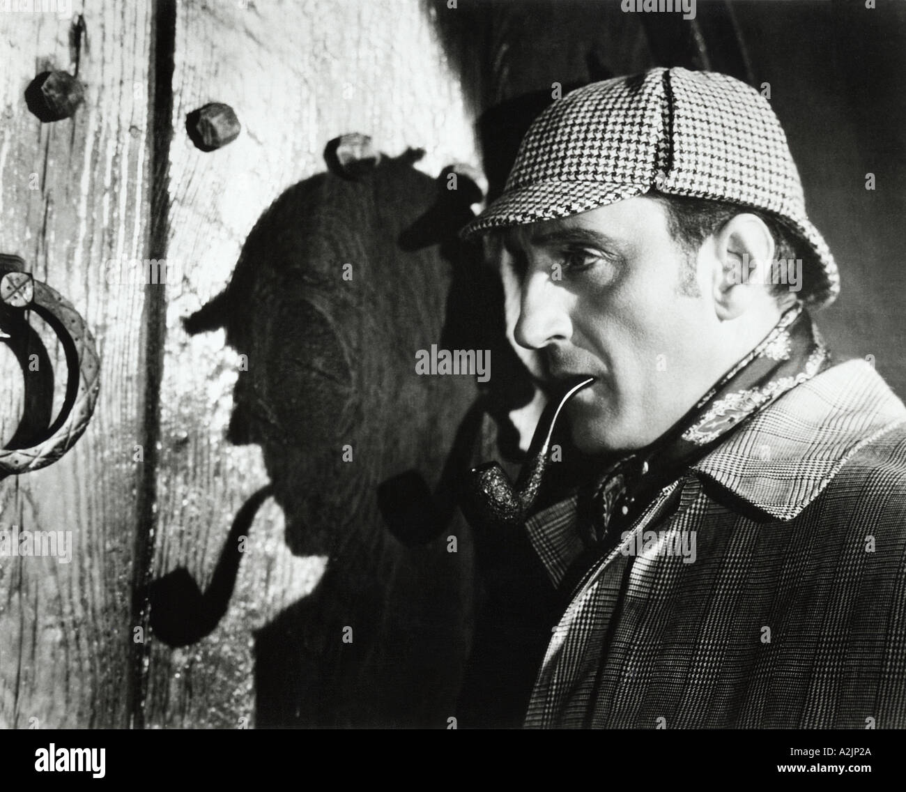 SHERLOCK HOLMES Basil Rathbone South African nati attore 1892 1967 visto qui nel suo classico film di ruolo come Sherlock Holmes Foto Stock