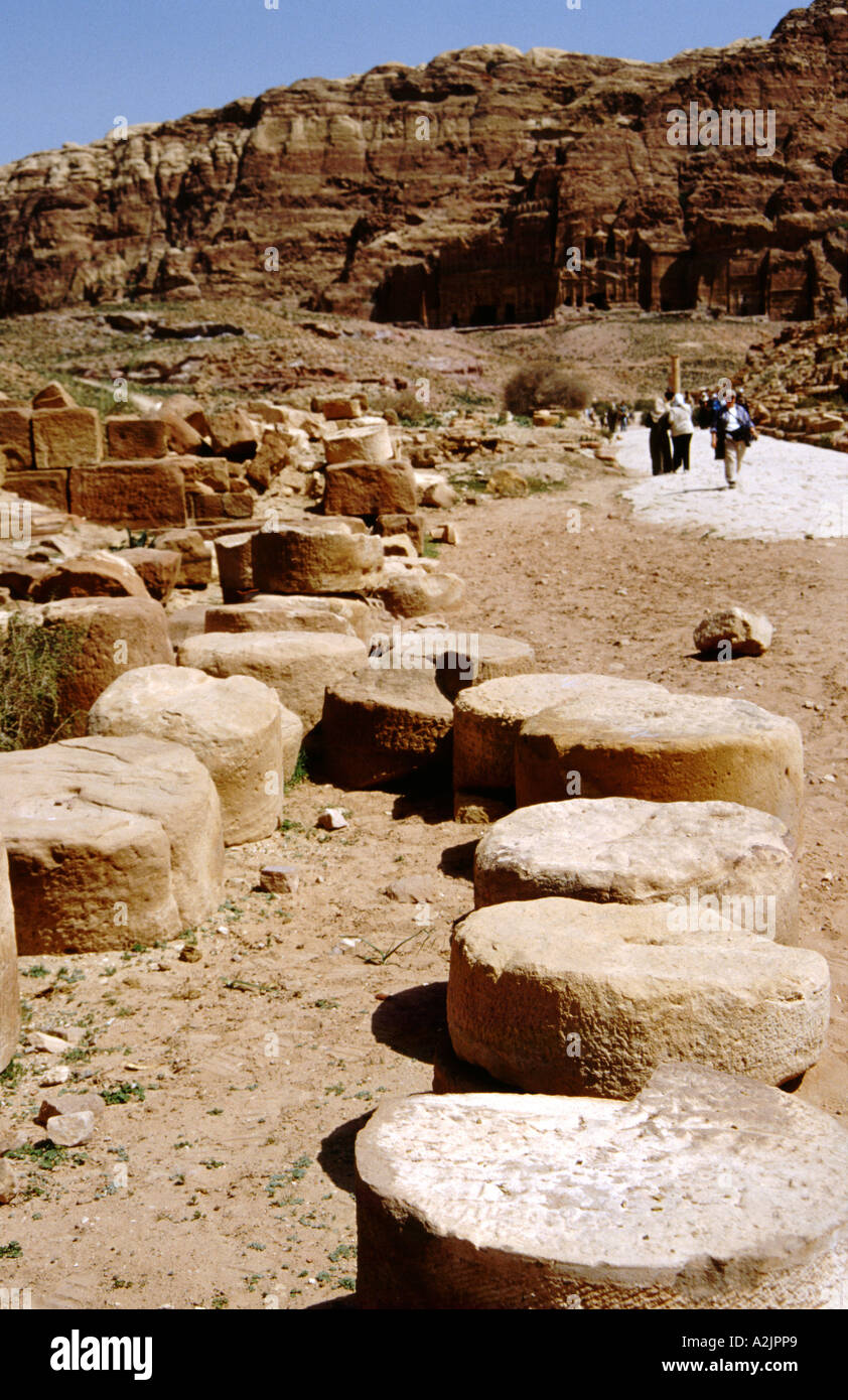 Asia - Giordania - Petra - Colonnato Street - principale arteria di Nabataean città capitale Foto Stock