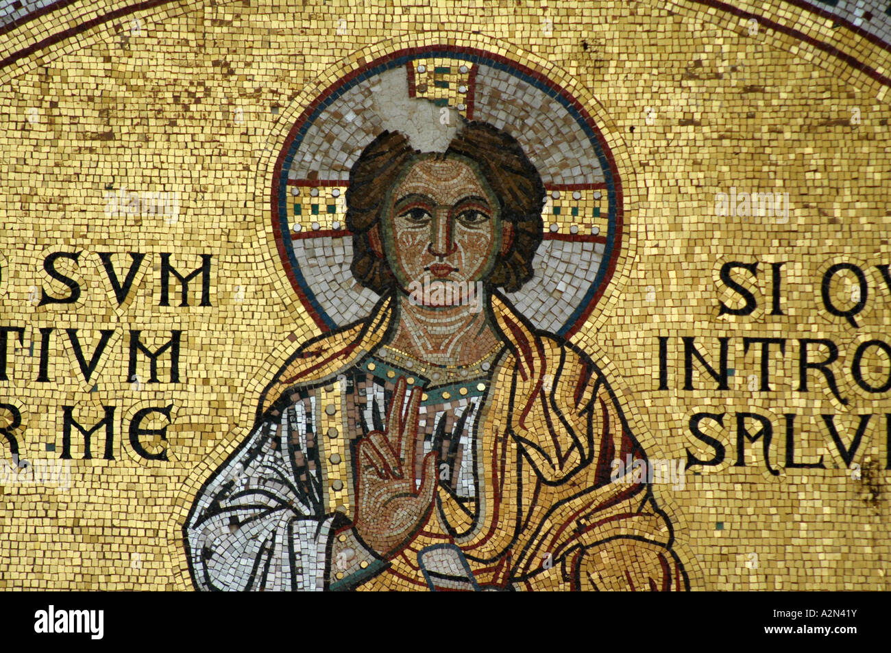 Mosaico dorato in 4thC Basilica. Porec, in Croazia Foto Stock