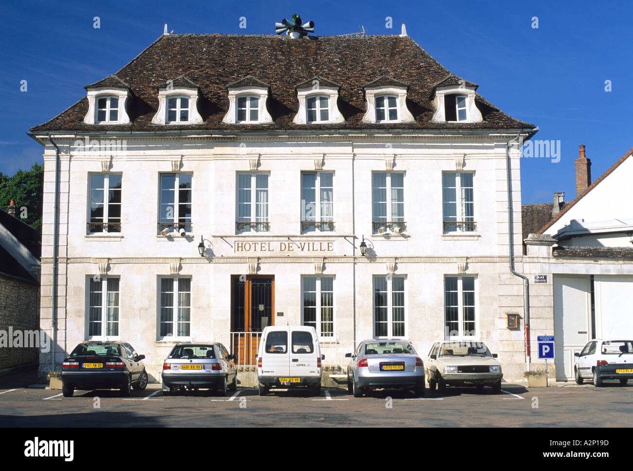 Municipio di Chablis Francia Foto Stock