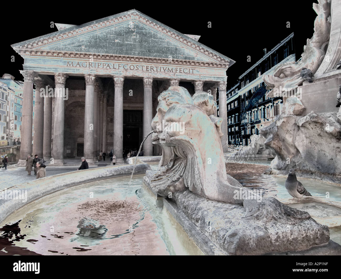 Pantheon a Roma Italia solarised Foto Stock