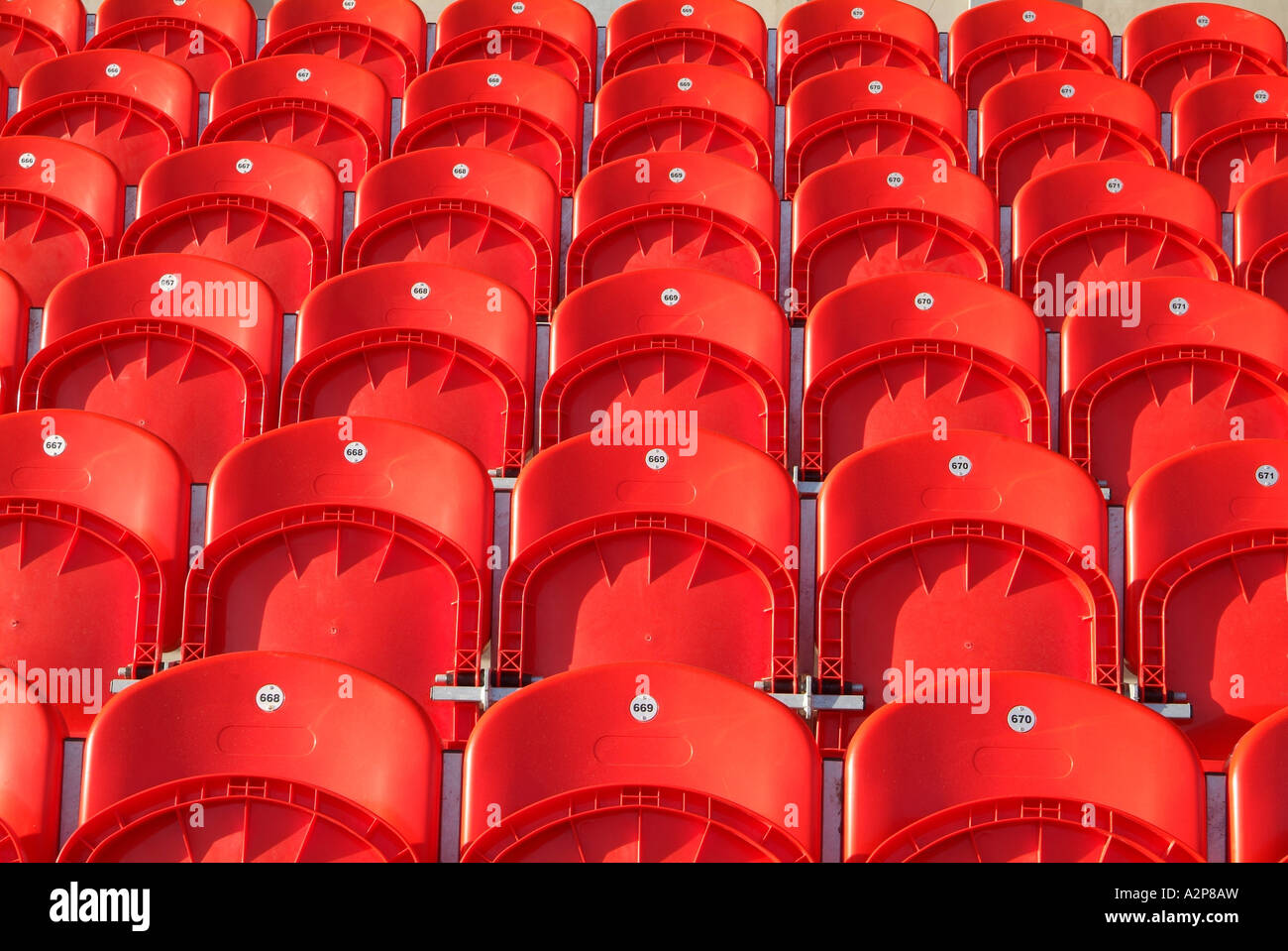 Nuovi posti a sedere stile stadio, Doncaster, South Yorkshire, nell'Inghilterra del Nord Foto Stock