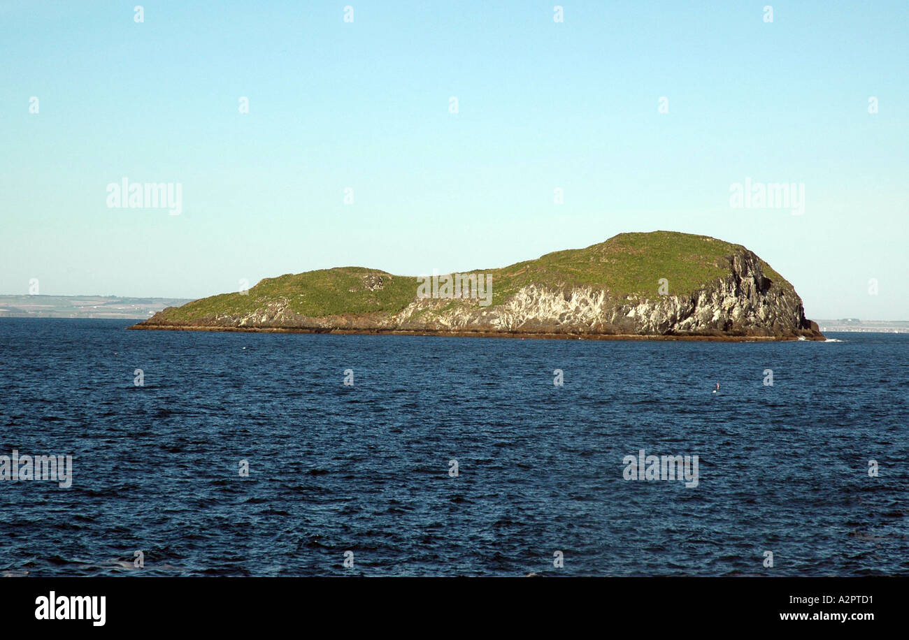 Isola di Craigleith Firth of Forth come visto da North Berwick Molo Vecchio Foto Stock