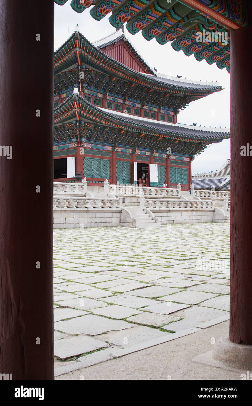 Vista di Geunjeongjeon, Gyeongbokgung Palace Foto Stock