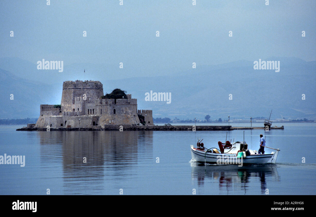 Castello Nauplion Bourdzi Bourdzi isola castello veneziana Nafplio Peloponneso Grecia Foto Stock