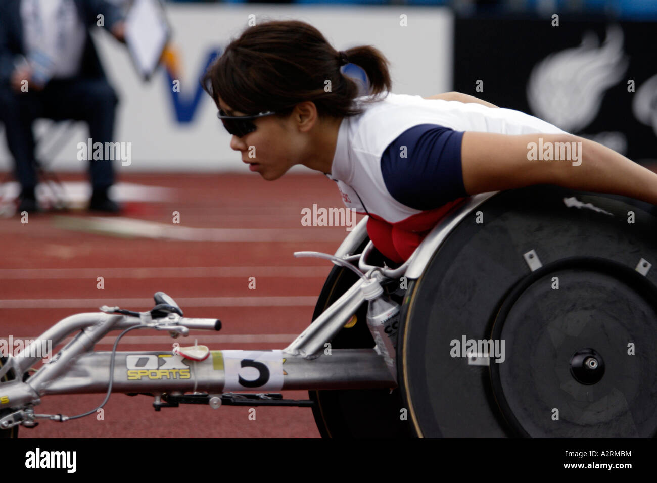 Il Paralympic World Cup 07 05 2006 Manchester Arena regionale Yumi Kawashima del Giappone compete nel Womens T54 200m Foto Stock