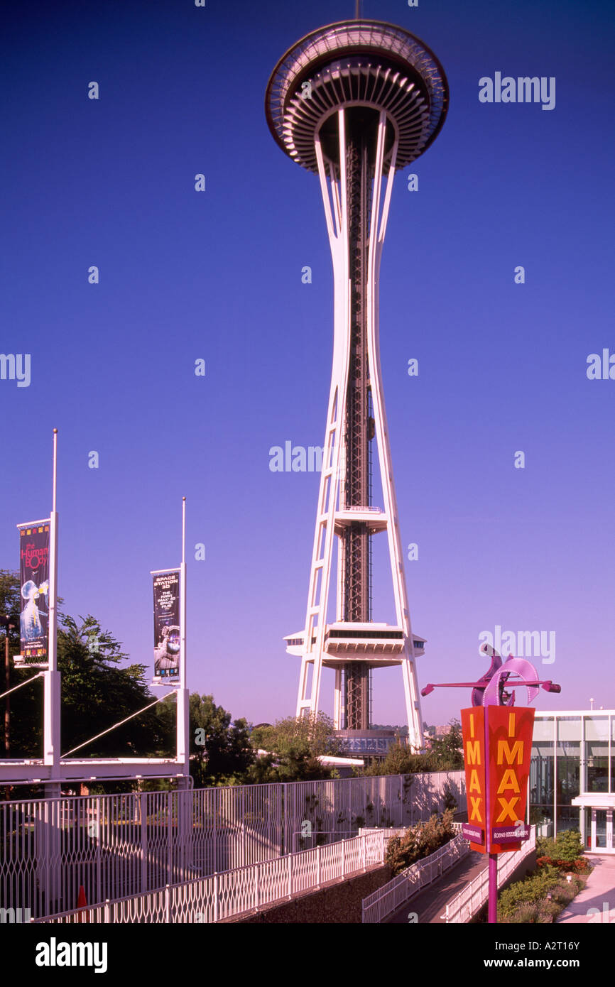 Lo Space Needle e il Seattle, Washington, Stati Uniti d'America - ristorante girevole in cima alla torre al centro di Seattle Foto Stock