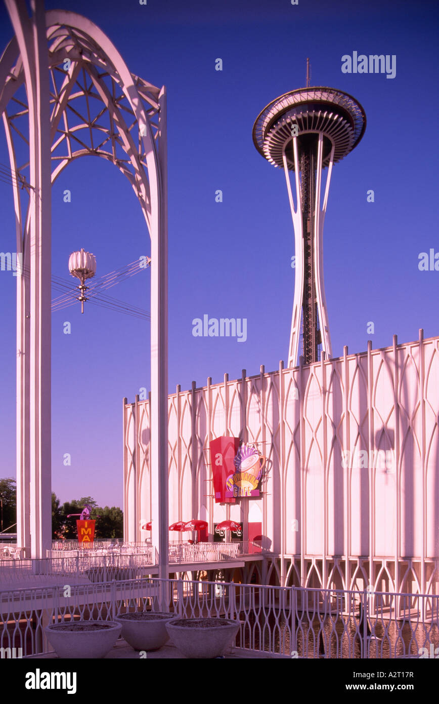 Seattle Space Needle, Washington, Stati Uniti d'America - ristorante girevole in cima alla torre al centro di Seattle Foto Stock