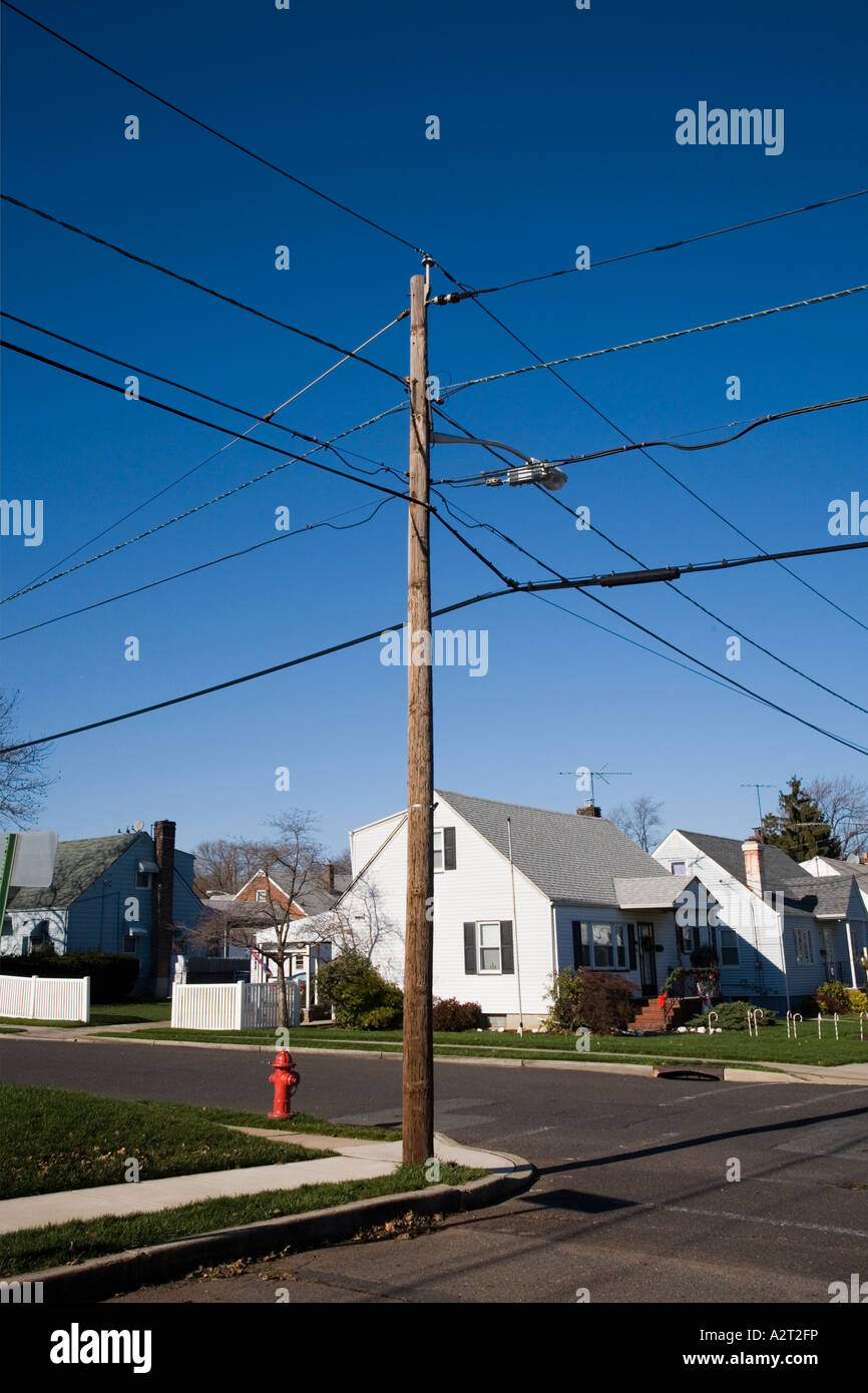Pali del telefono e cavi North Brunswick New Jersey USA Foto Stock