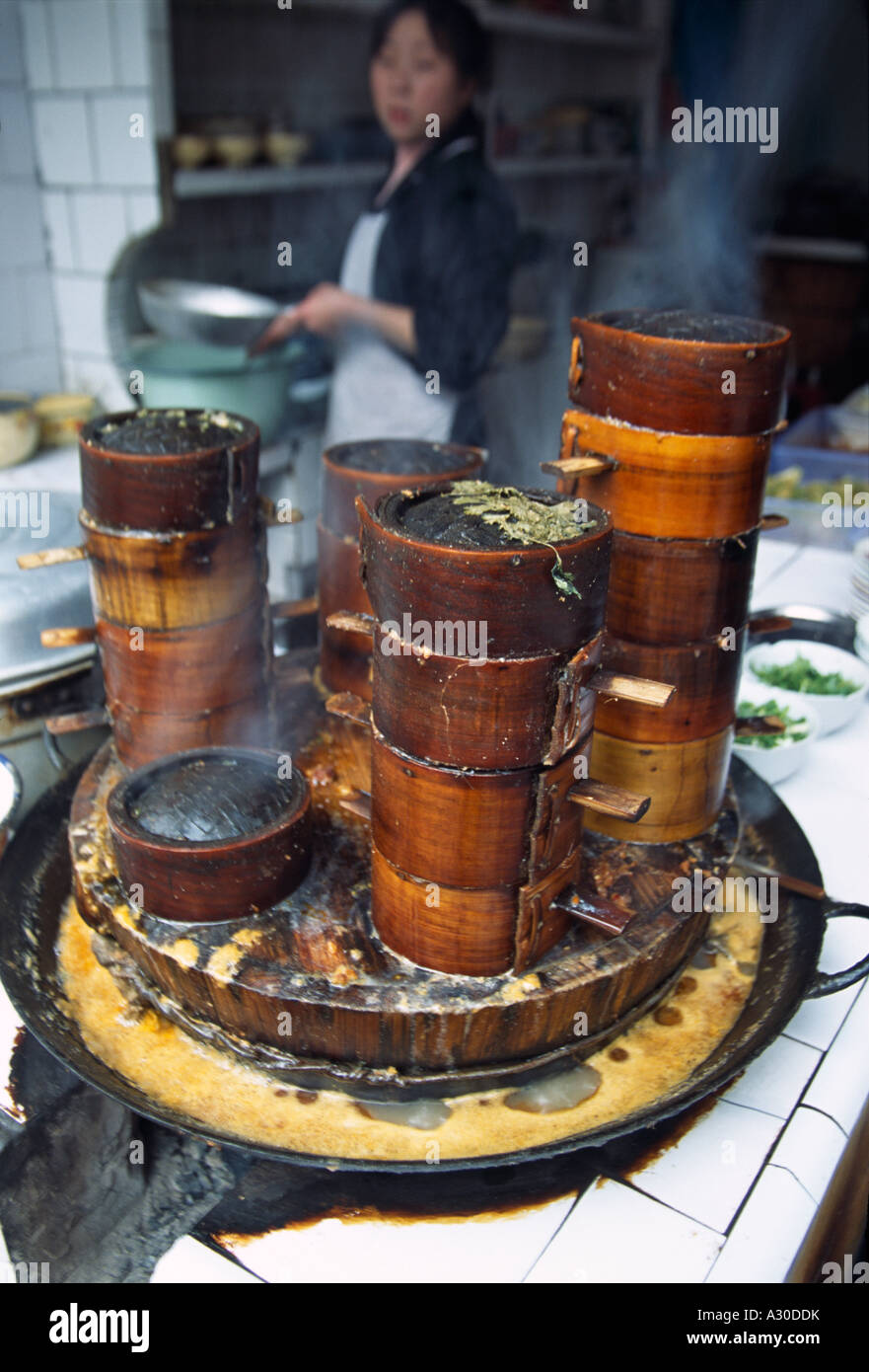 Panini per la cottura a vapore in contenitori di bambù di Chongqing Cina Foto Stock