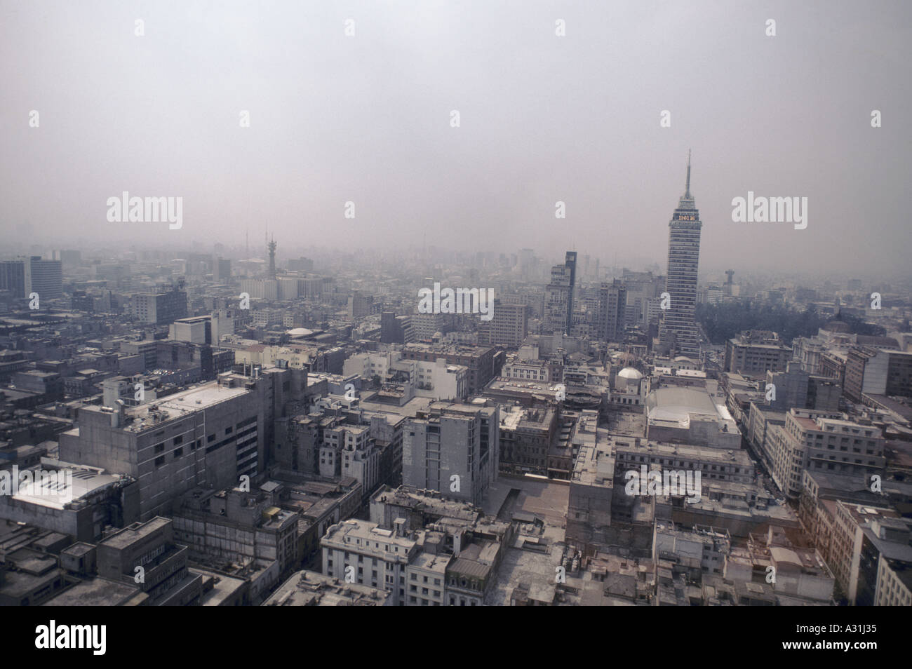 Paesaggio di Città del Messico alti edifici tower Foto Stock