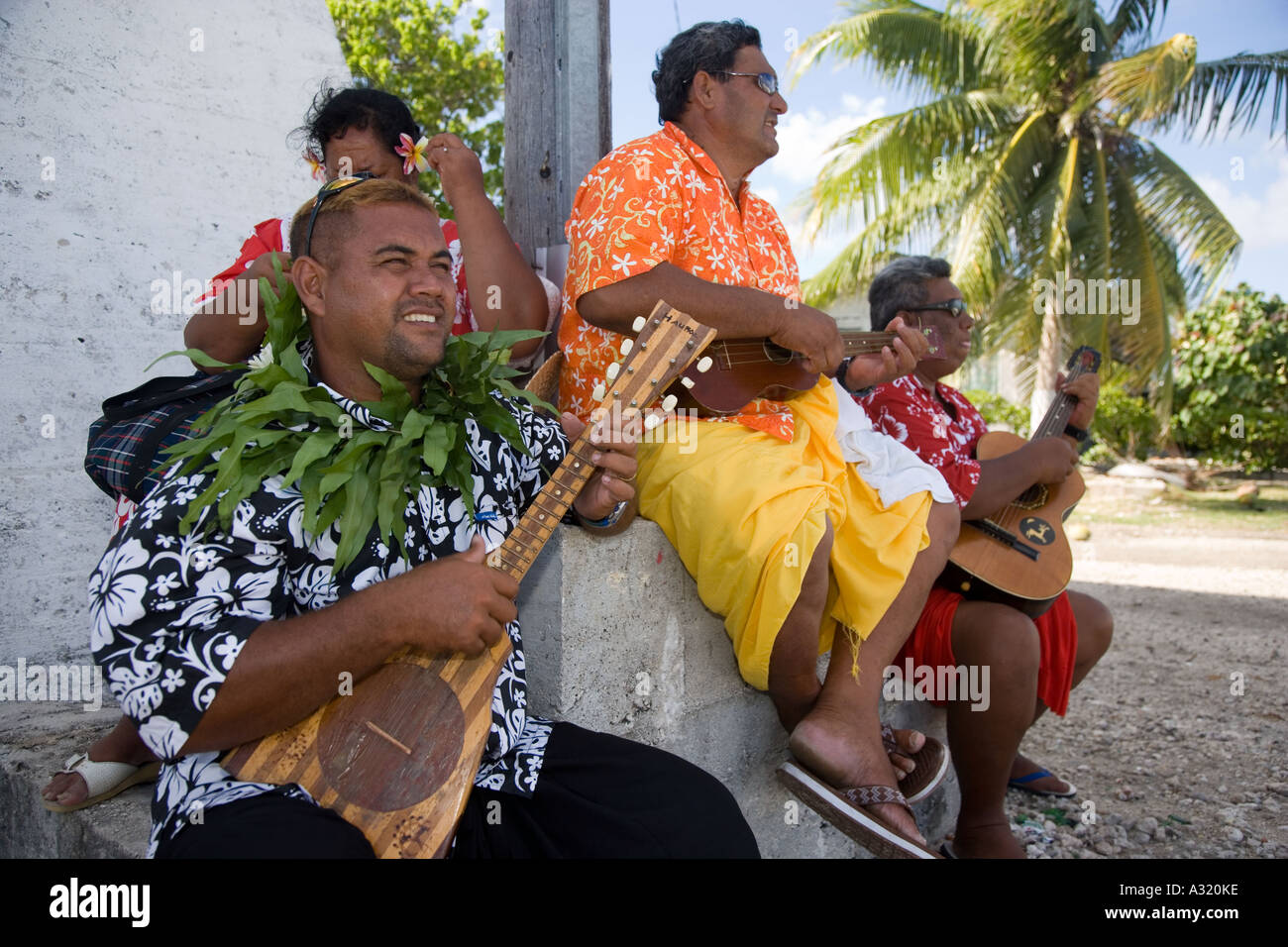 Takaroa isole Tuamotu Polinesia francese solo uso editoriale Foto Stock