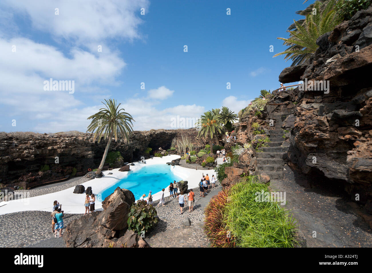 Piscina in Jameo Grande, Jameos del Agua, Lanzarote, Isole Canarie, Spagna Foto Stock