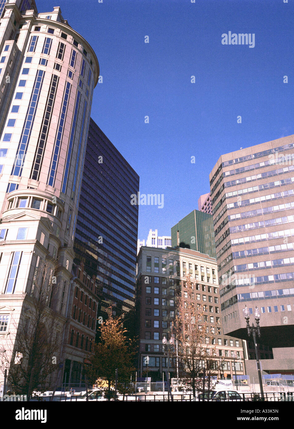Vecchi e nuovi edifici di fronte la Stazione Sud, Boston, Stati Uniti d'America Foto Stock