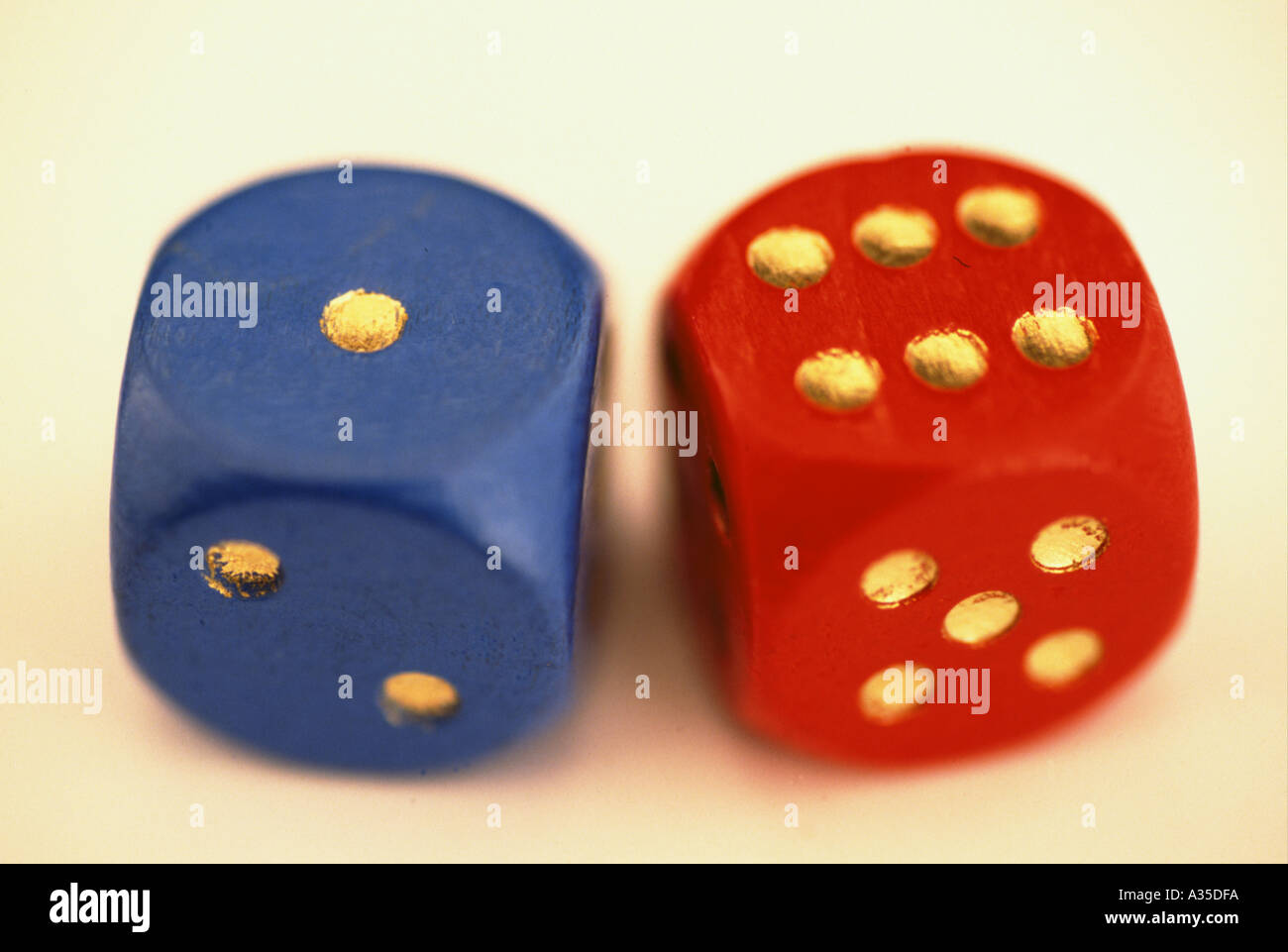 Dadi A Cuore - Set Da 24 Pezzi Con Puntini A Forma Di Cuore | Dadi Rossi E Bianchi Per Giochi Da Tavolo E Feste - Foto 13