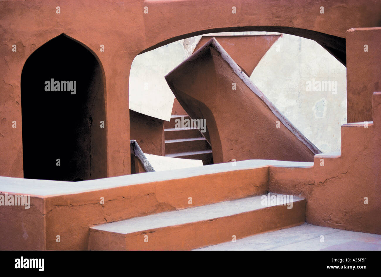 Jantar Mantar, osservatorio astronomico, Delhi, India, architettura indiana Foto Stock