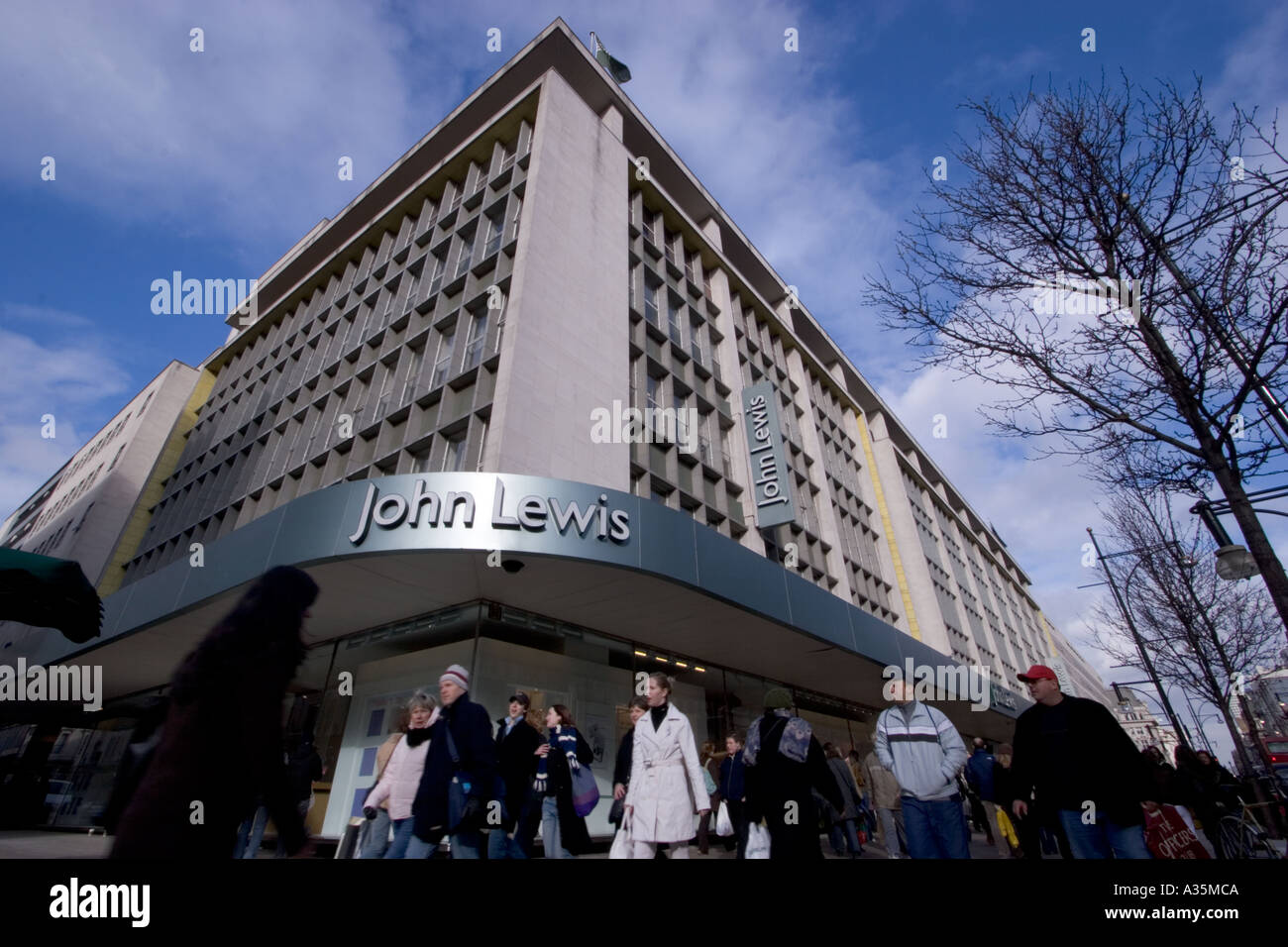 Esterno del grande magazzino John Lewis, in Oxford Street a Londra Foto Stock