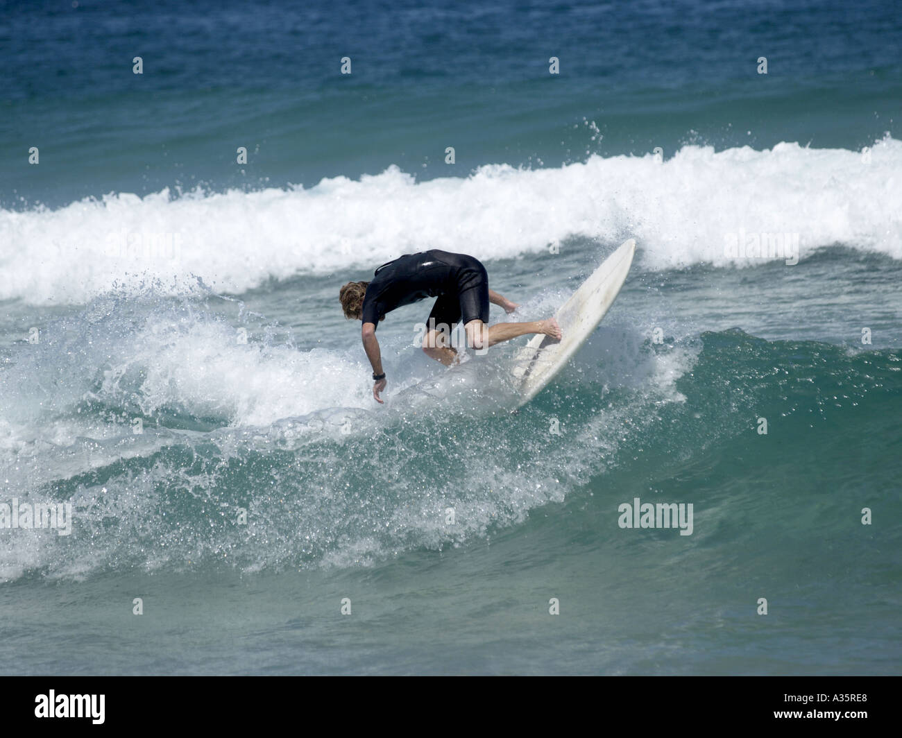 SURFER SU WAVE BRONTE, Nuovo Galles del Sud, Australia Foto Stock