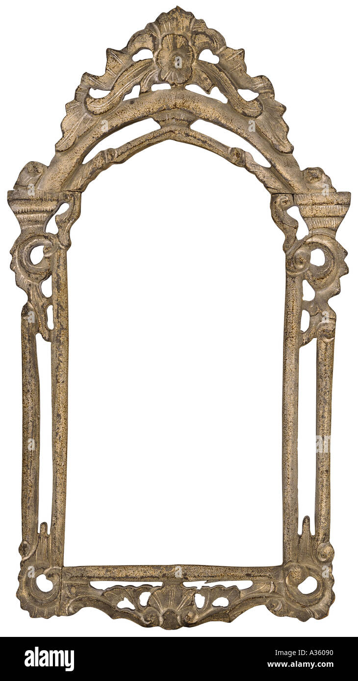 Un verticale rettangolare decorativi ornati incisi a mano telaio in legno con una parte superiore arcuata Foto Stock