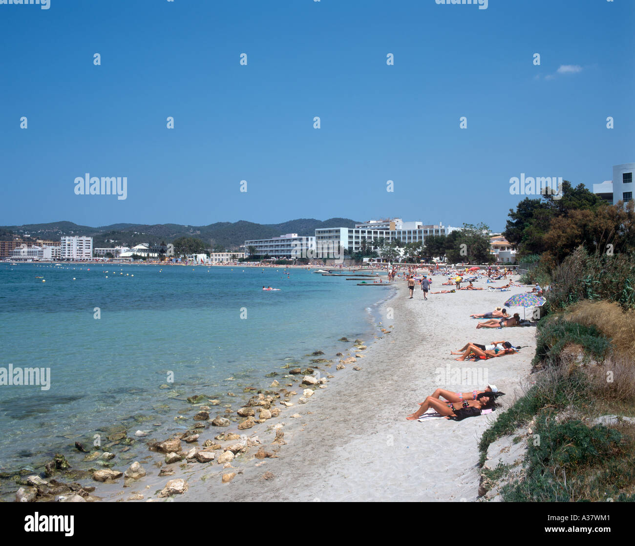Spiaggia di San Antonio, Ibiza, Isole Baleari, Spagna Foto Stock